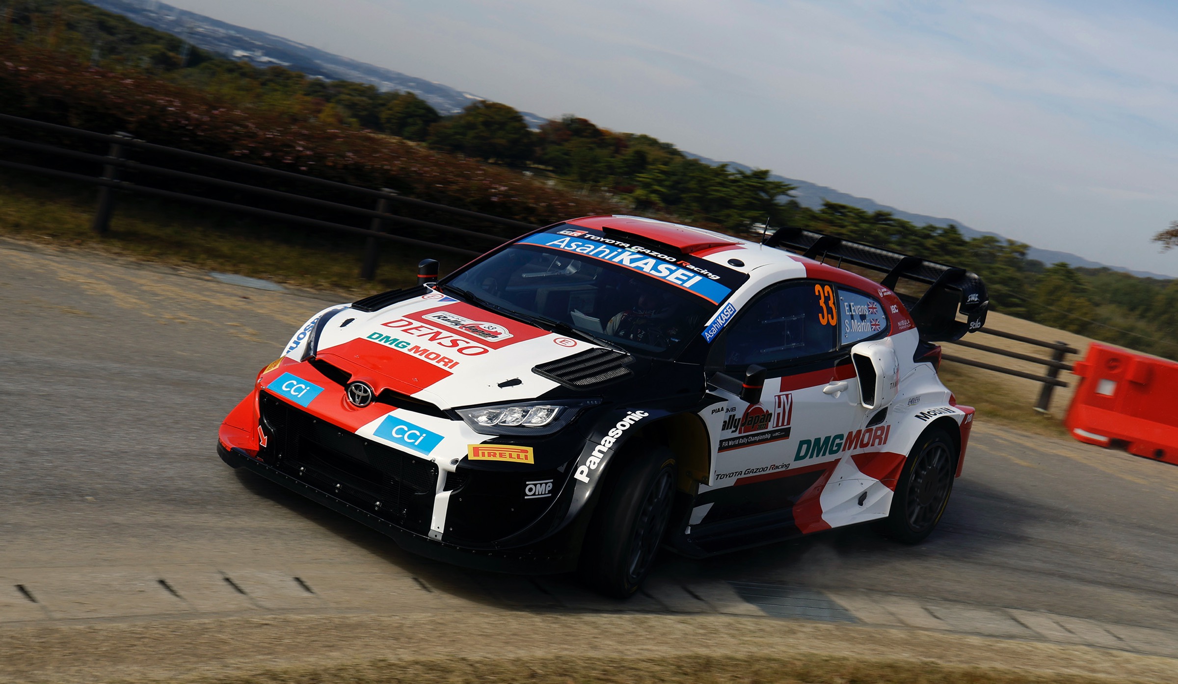 WRCジャパン：シェイクダウンはトヨタのエバンスとヒョンデのヌービル