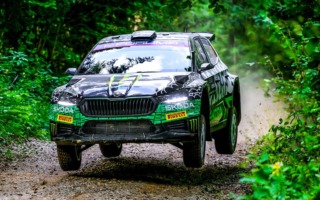 WRCラトビアの「FORUM8 WRC2 Most Stage Wins Award」はオリバー・ソルベルグ／エリオット・エドモンソン組が受賞