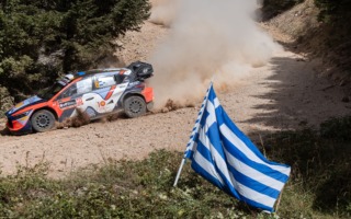 WRC：タナックがソルドを従えてトップ、首位快走のオジエはターボトラブルに