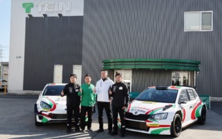 鎌田卓麻がカストロール公認カラーのファビアR5で全日本ラリーに参戦